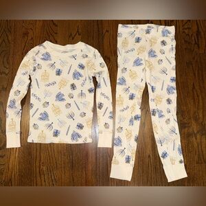 Kids Hanukkah Pajamas Blue/Gold Print menorahs size 8 100% cotton 2-piece set